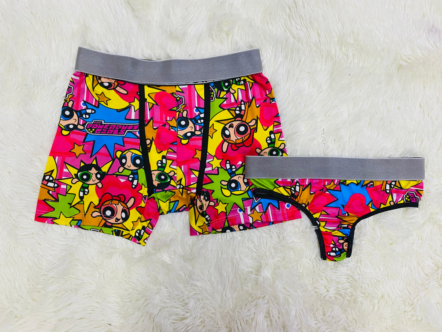 Chicas súper poderosas duo de tanga