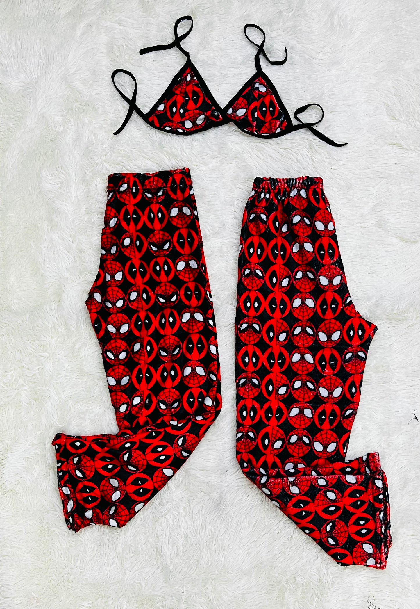 Duo pijama afelpada 🕷️ Spider-Deadpool
