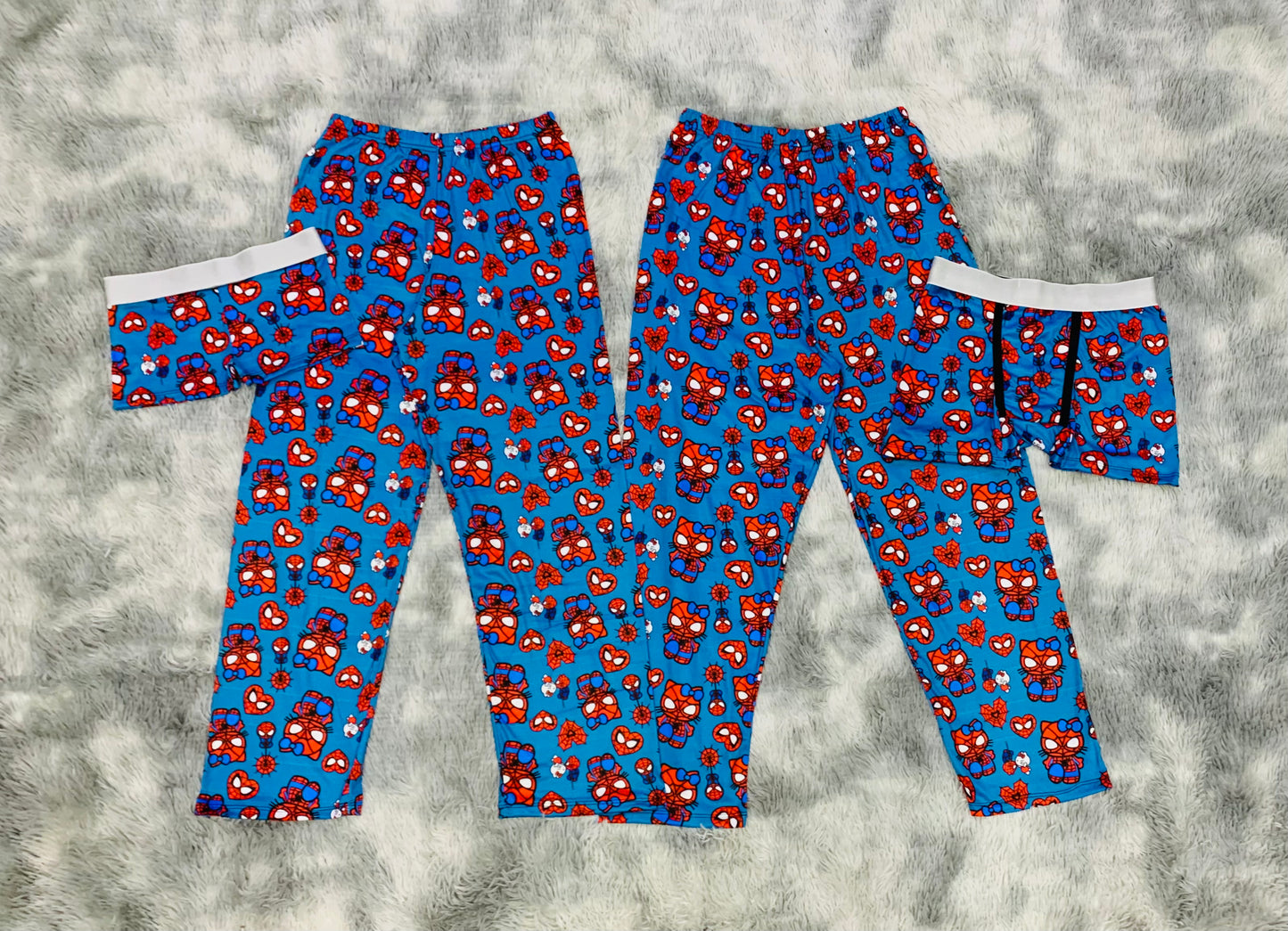 Pijama 5 piezas Kitty con Spiderman fondo azul