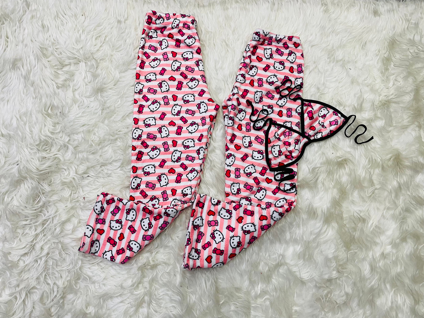 Striped Hello kitty plush pijama duo