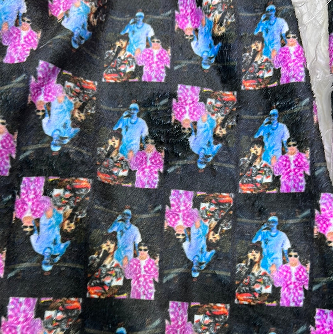 Duo de pijama afelpada “rompe la dompe”