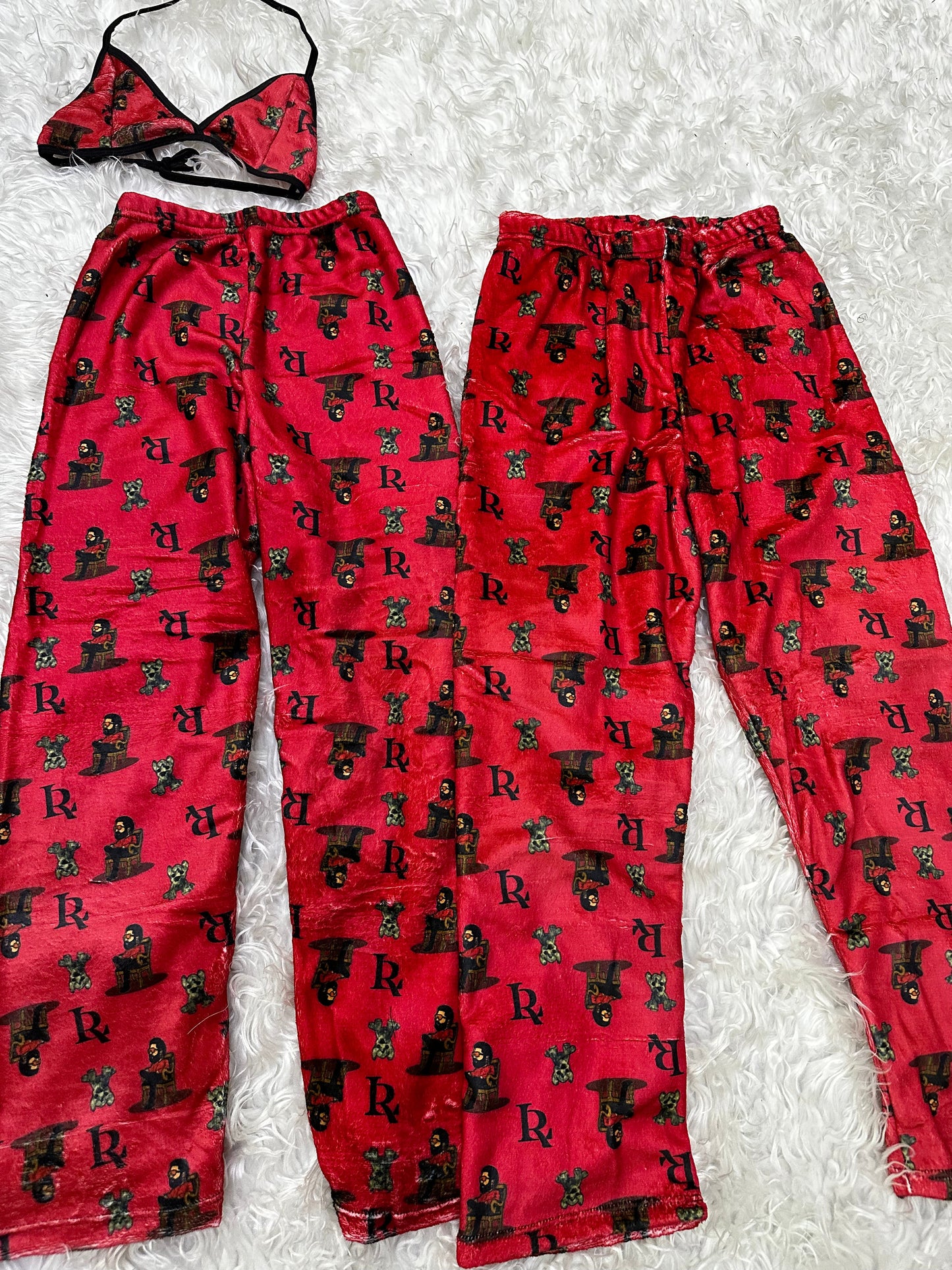 Duo de pijama afelpada Luis r conriquez
