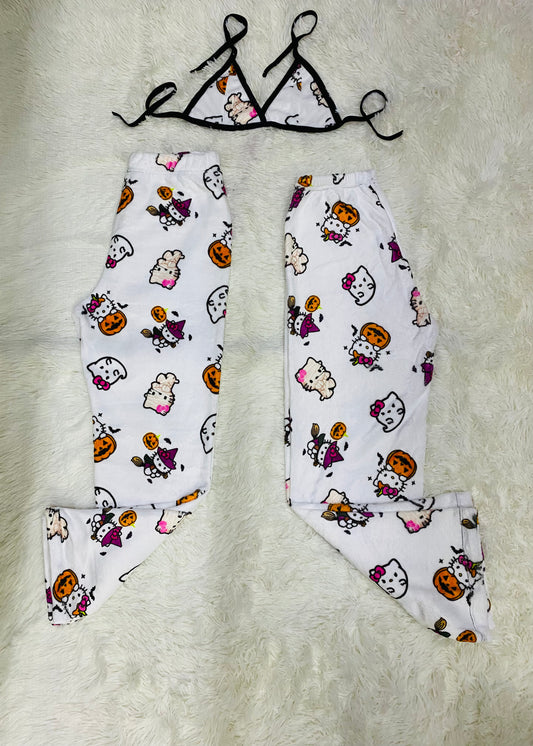 plush pajama dúo hello kitty hallowen